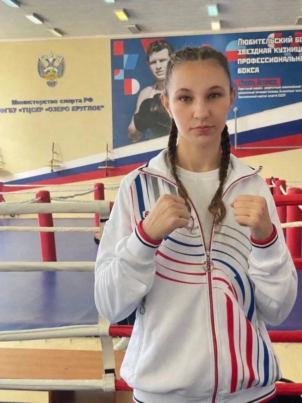 Ученицы спортивной школы олимпийского резерва «Олимп» Ксения Плетнева и Виктория Климова удостоены почетного звания мастера спорта России Ученицы спортивной школы олимпийского резерва «Олимп» Ксения Плетнева и Виктория Климова удостоены почетного звания мастера спорта России