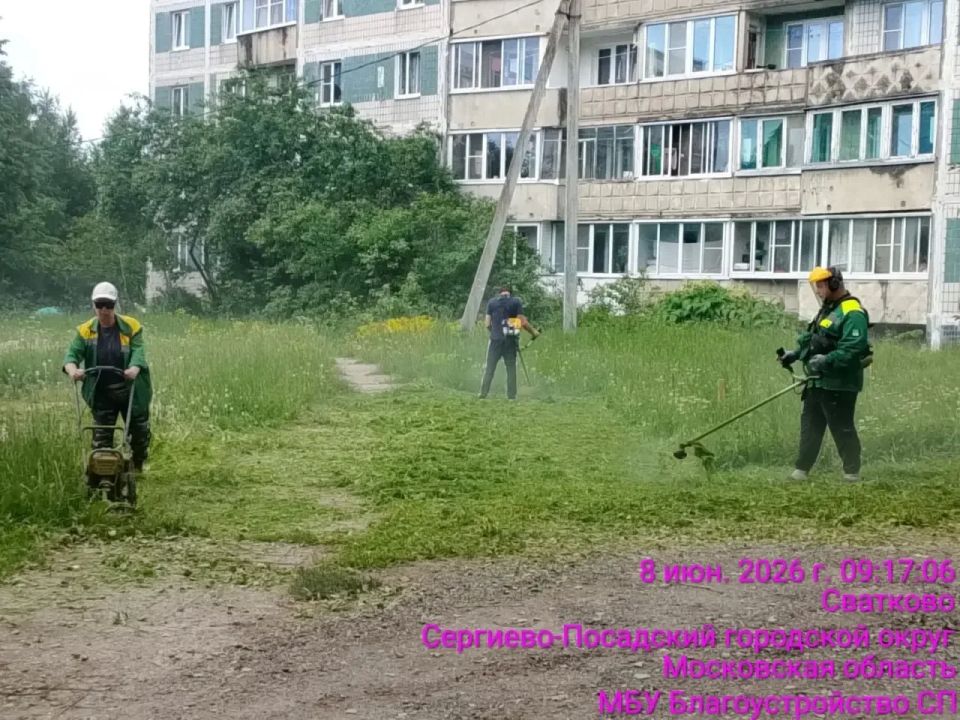Сотрудники МБУ «Благоустройство СП» продолжают наводить порядок во всех населённых пунктах Сергиево-Посадского округа Сотрудники МБУ «Благоустройство СП» продолжают наводить порядок во всех населённых пунктах Сергиево-Посадского округа