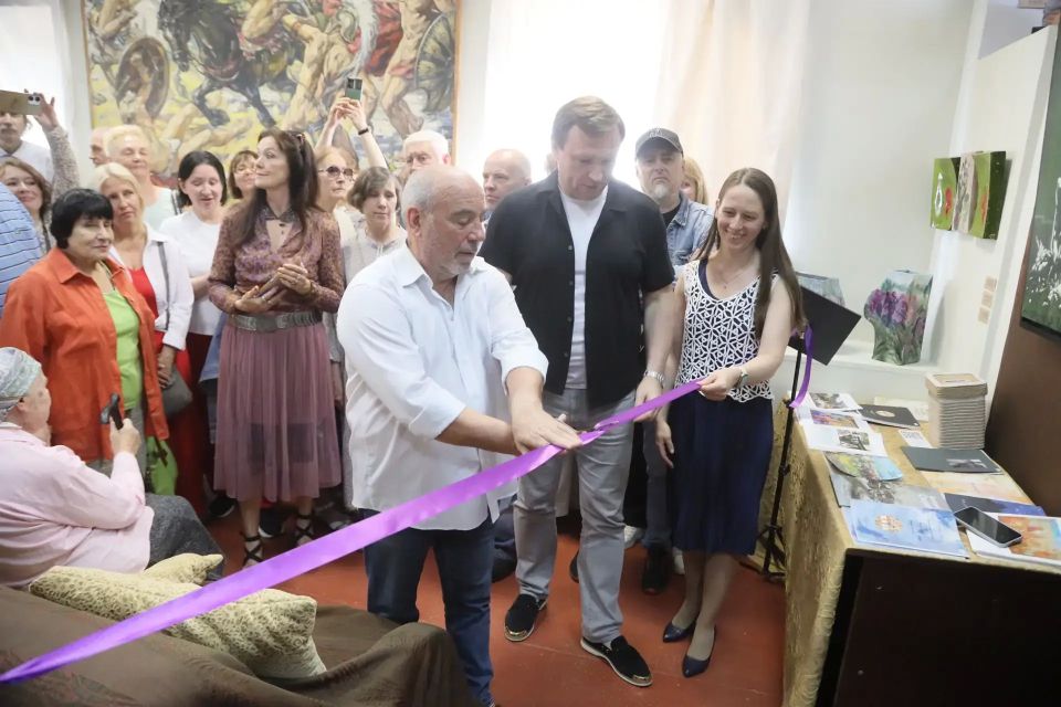 В галерее «АртБаза» состоялось долгожданное событие в культурной жизни Сергиево-Посадского округа — торжественно открыл свои двери музей «Художники Радонежья» В галерее «АртБаза» состоялось долгожданное событие в культурной жизни Сергиево-Посадского округа — торжественно открыл свои двери музей «Художники Радонежья»