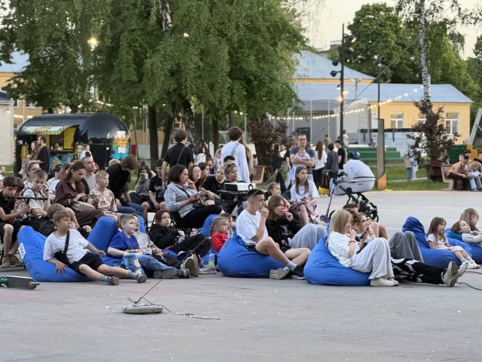 В Пушкино стартовали вечерние кинопоказы в Центральном парке! В Пушкино стартовали вечерние кинопоказы в Центральном парке!
