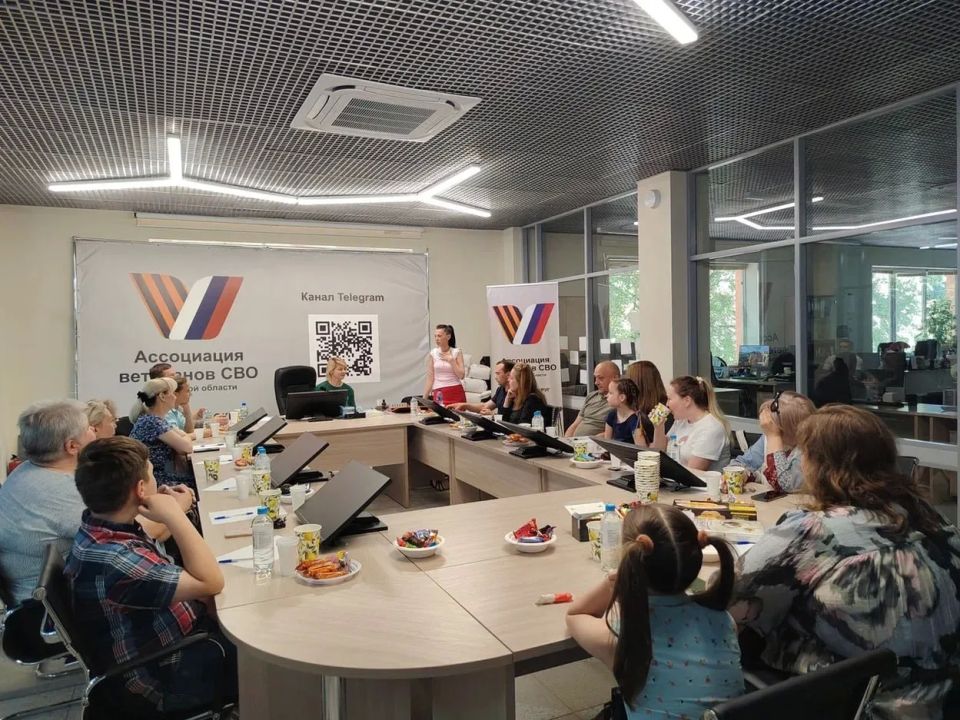 Меры поддержки, предоставление льгот, варианты психологической помощи – эти и многие другие вопросы обсудили на встрече в Центре поддержки участников СВО и членов их семей Меры поддержки, предоставление льгот, варианты психологической помощи – эти и многие другие вопросы обсудили на встрече в Центре поддержки участников СВО и членов их семей