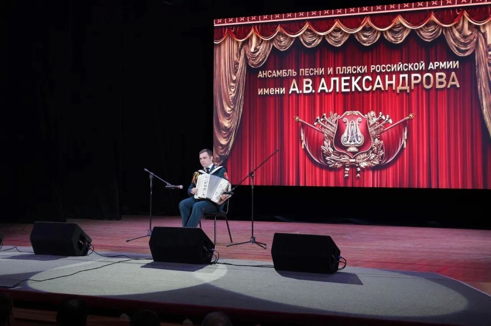 Игорь Трифонов: Поздравил коллектив Центрального научно-исследовательского института машиностроения с 80-летием со дня основания Игорь Трифонов: Поздравил коллектив Центрального научно-исследовательского института машиностроения с 80-летием со дня основания