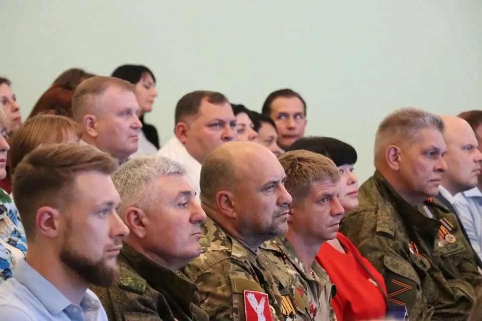 От экономики и новых производств до благоустроенных парков, школ и современных общественных пространств — в городском округе Ступино подвели итоги работы От экономики и новых производств до благоустроенных парков, школ и современных общественных пространств — в городском округе Ступино подвели итоги работы