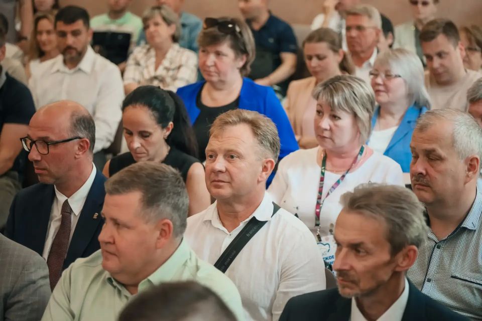 30-я конференция Сергиево-Посадского местного отделения партии «Единая Россия» состоялась в библиотеке им. В. Розанова 30-я конференция Сергиево-Посадского местного отделения партии «Единая Россия» состоялась в библиотеке им. В. Розанова