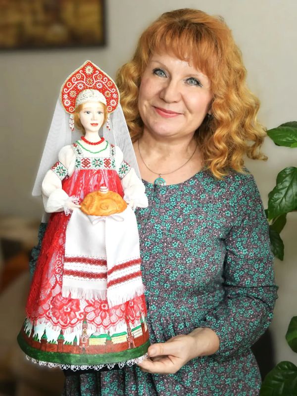 Город в лицах: Наталья Крылова — Добрая Фея, которая не продаёт своих кукол, а дарит Город в лицах: Наталья Крылова — Добрая Фея, которая не продаёт своих кукол, а дарит