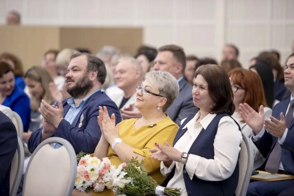 Анна Цивилева: Приняла участие в торжественном мероприятии, посвященном Дню социального работника в Московской области Анна Цивилева: Приняла участие в торжественном мероприятии, посвященном Дню социального работника в Московской области