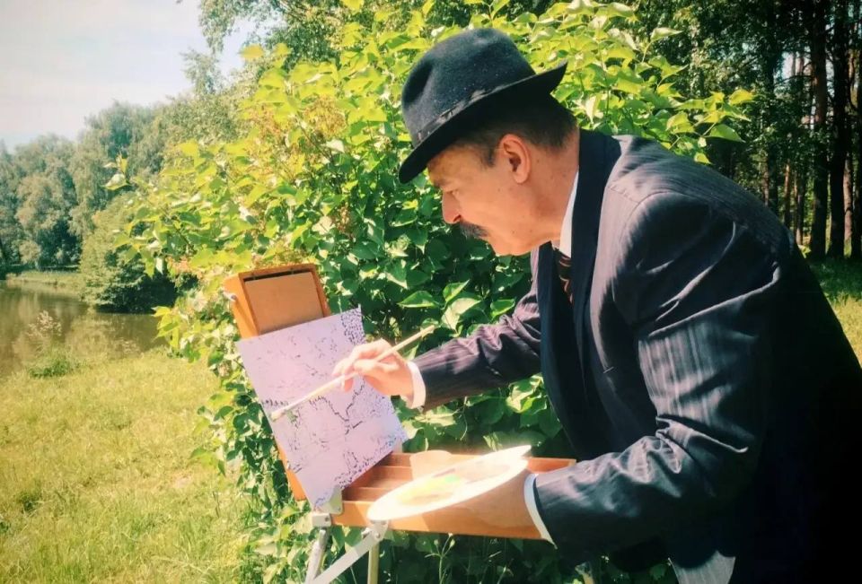 В парке «Дубрава» ожил памятник Василию Поленову В парке «Дубрава» ожил памятник Василию Поленову