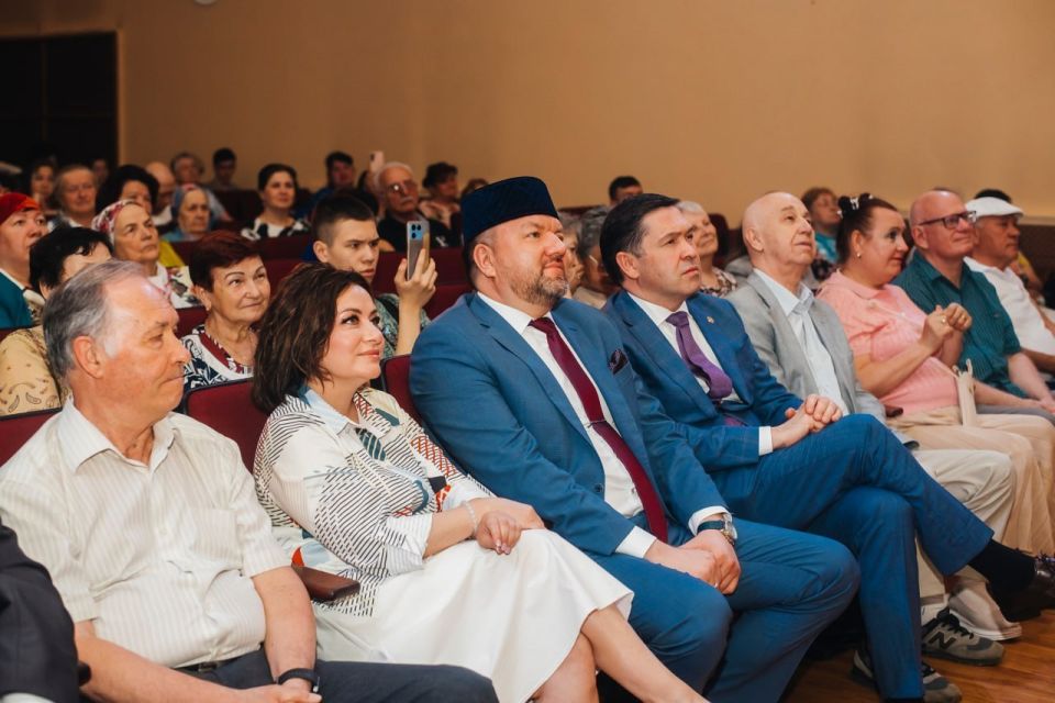 Фестиваль татарской культуры «В единстве народов — сила России» прошел в Доме культуры «Пушкино» Фестиваль татарской культуры «В единстве народов — сила России» прошел в Доме культуры «Пушкино»