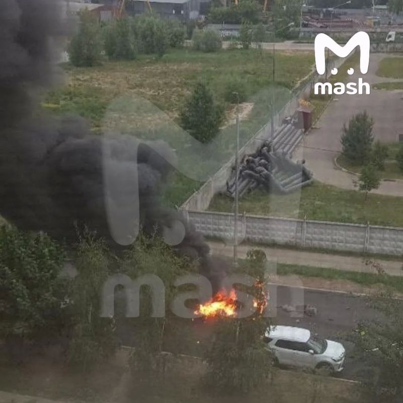 Машина взорвалась в подмосковной Балашихе — погиб водитель Машина взорвалась в подмосковной Балашихе — погиб водитель