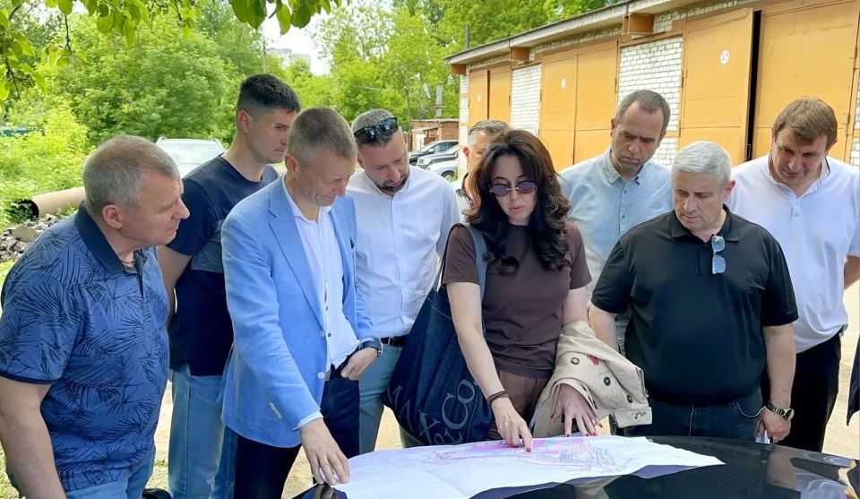 Новые сети и очистные сооружения — Министерство ЖКХ Подмосковья проверило ход работ в Павловском Посаде и Электростали Новые сети и очистные сооружения — Министерство ЖКХ Подмосковья проверило ход работ в Павловском Посаде и Электростали