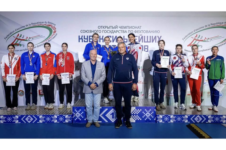 На острие клинка: фехтовальщицы Химок стали лучшими на чемпионате Союзного государства На острие клинка: фехтовальщицы Химок стали лучшими на чемпионате Союзного государства