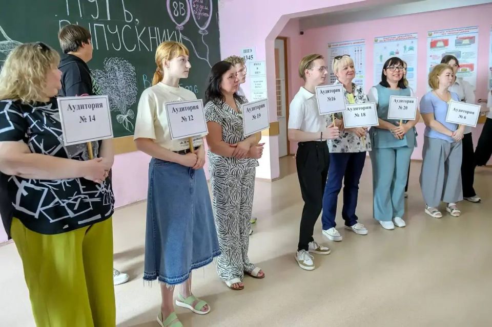 Более 1800 одиннадцатиклассников Подольска написали ЕГЭ по математике Более 1800 одиннадцатиклассников Подольска написали ЕГЭ по математике