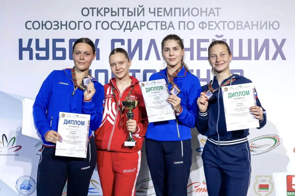 На острие клинка: фехтовальщицы Химок стали лучшими на чемпионате Союзного государства На острие клинка: фехтовальщицы Химок стали лучшими на чемпионате Союзного государства