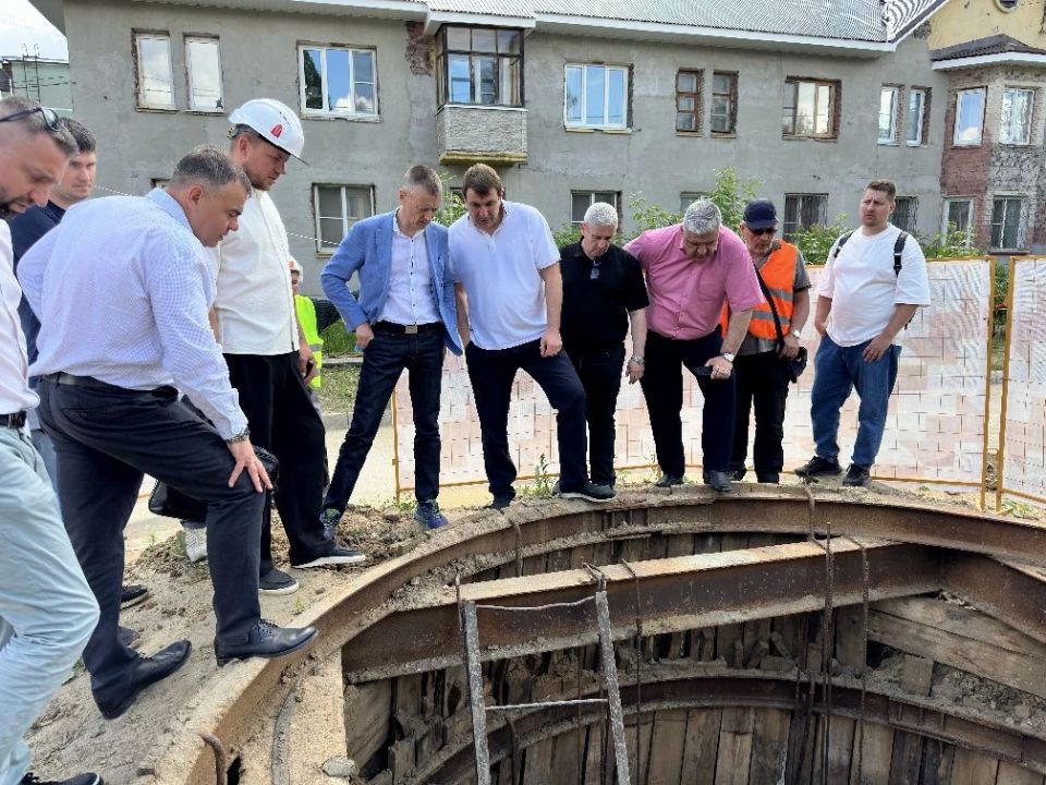 Новые сети и очистные сооружения — Министерство ЖКХ Подмосковья проверило ход работ в Павловском Посаде и Электростали Новые сети и очистные сооружения — Министерство ЖКХ Подмосковья проверило ход работ в Павловском Посаде и Электростали