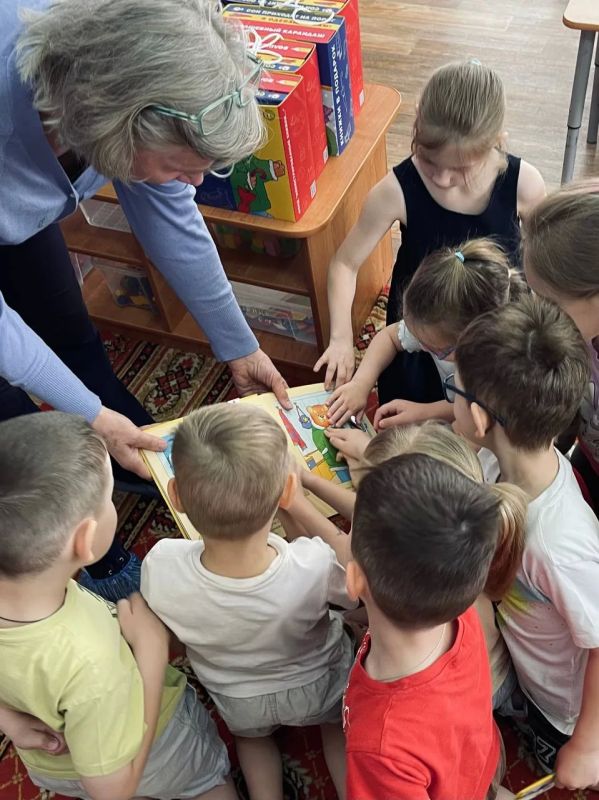 В Люберцах дети с нарушением зрения получили интерактивные книги В Люберцах дети с нарушением зрения получили интерактивные книги
