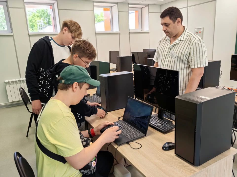 Центр детского творчества в Колычеве открыл набор школьников на программы по направлениям на новый учебный год: Центр детского творчества в Колычеве открыл набор школьников на программы по направлениям на новый учебный год:
