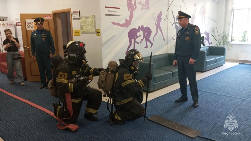 В Красногорске прошли масштабные учения на базе Президентской академии В Красногорске прошли масштабные учения на базе Президентской академии