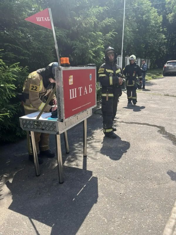 Девять пожарных машин у Ногинского суда: что произошло Девять пожарных машин у Ногинского суда: что произошло