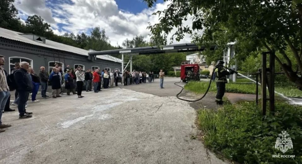 Безопасность на предприятии - залог успешной работы Безопасность на предприятии - залог успешной работы