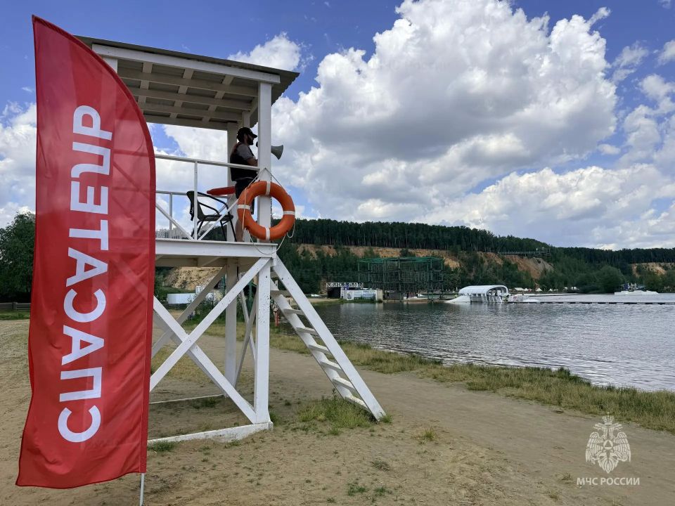 Безопасность на воде: профилактическая работа на Дзержинском песчаном карьере Безопасность на воде: профилактическая работа на Дзержинском песчаном карьере