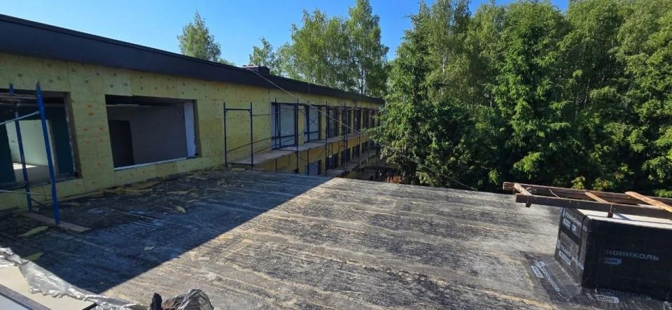 Продолжаются работы по капитальному ремонту третьего корпуса «Софринского образовательного комплекса»