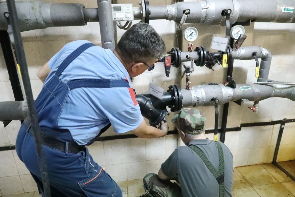 Управляющие компании Долгопрудного готовят к зиме почти 500 домов Управляющие компании Долгопрудного готовят к зиме почти 500 домов