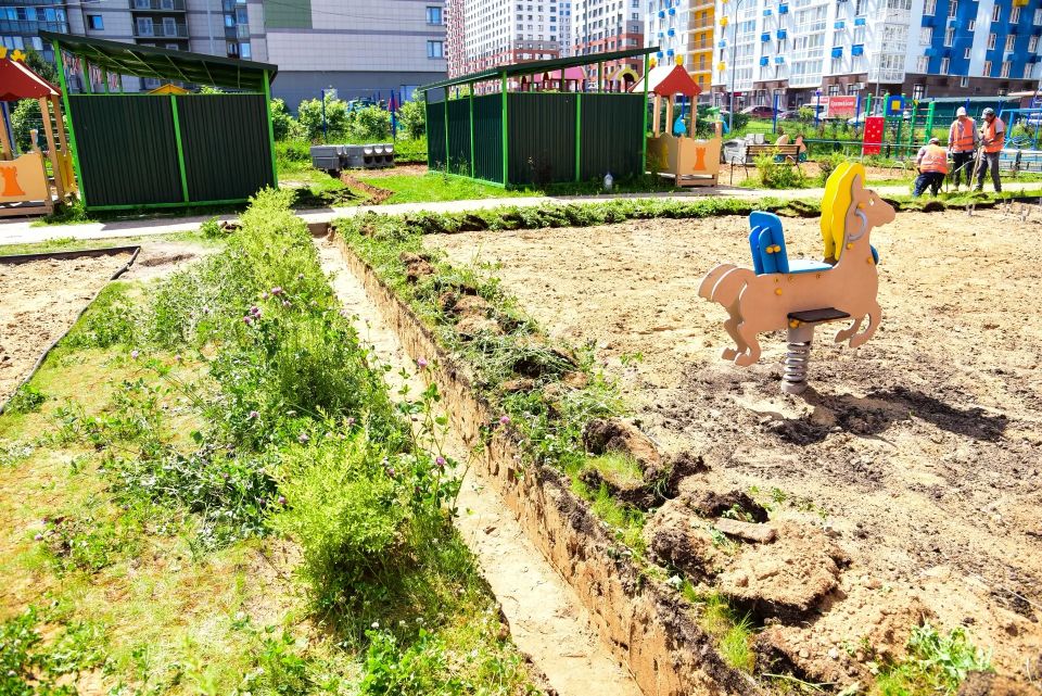 Юлия Купецкая: В детском саду «Пчелка» приводим территорию в порядок Юлия Купецкая: В детском саду «Пчелка» приводим территорию в порядок