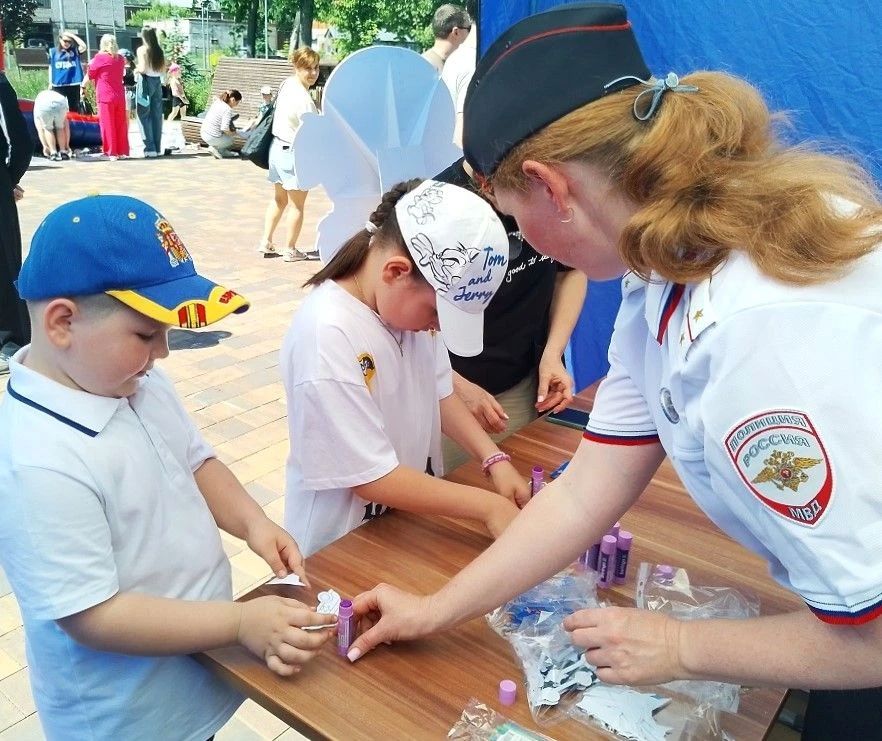 В парке «Восточный» прошло профессионально-ориентационное мероприятие «Один день с полицией России» В парке «Восточный» прошло профессионально-ориентационное мероприятие «Один день с полицией России»