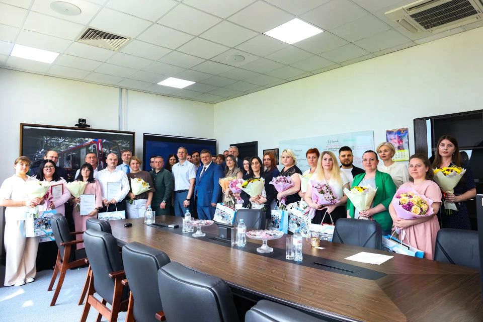 Открывая новые горизонты: ООО «Метровагонмаш-Сервис» отпраздновал 8-летие Открывая новые горизонты: ООО «Метровагонмаш-Сервис» отпраздновал 8-летие