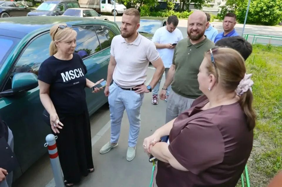 Вместе с жителями: Выездная проверка по обращениям граждан прошла в Мытищах Вместе с жителями: Выездная проверка по обращениям граждан прошла в Мытищах