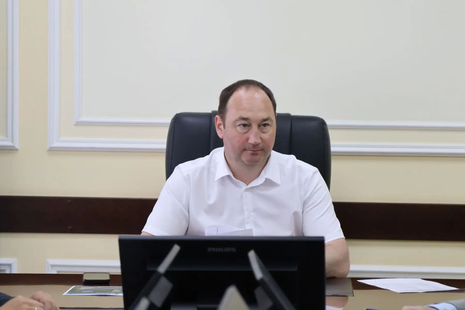 О ходе работ по строительству жилого поселка для медиков доложили в администрации муниципалитета О ходе работ по строительству жилого поселка для медиков доложили в администрации муниципалитета