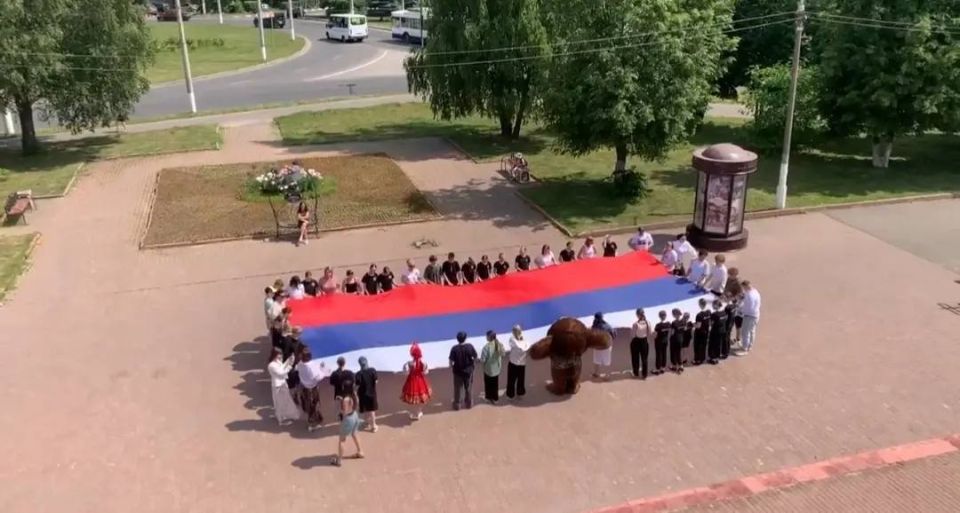 Патриотические мероприятия прошли в Подольске накануне Дня России Патриотические мероприятия прошли в Подольске накануне Дня России