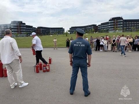 В Солнечногорске прошли учения по обеспечению безопасности форума «Территория смыслов» В Солнечногорске прошли учения по обеспечению безопасности форума «Территория смыслов»