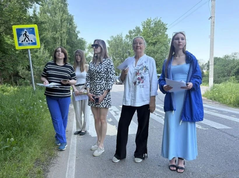 Борьба с борщевиком в Миронцево: итоги встречи с жителями Борьба с борщевиком в Миронцево: итоги встречи с жителями