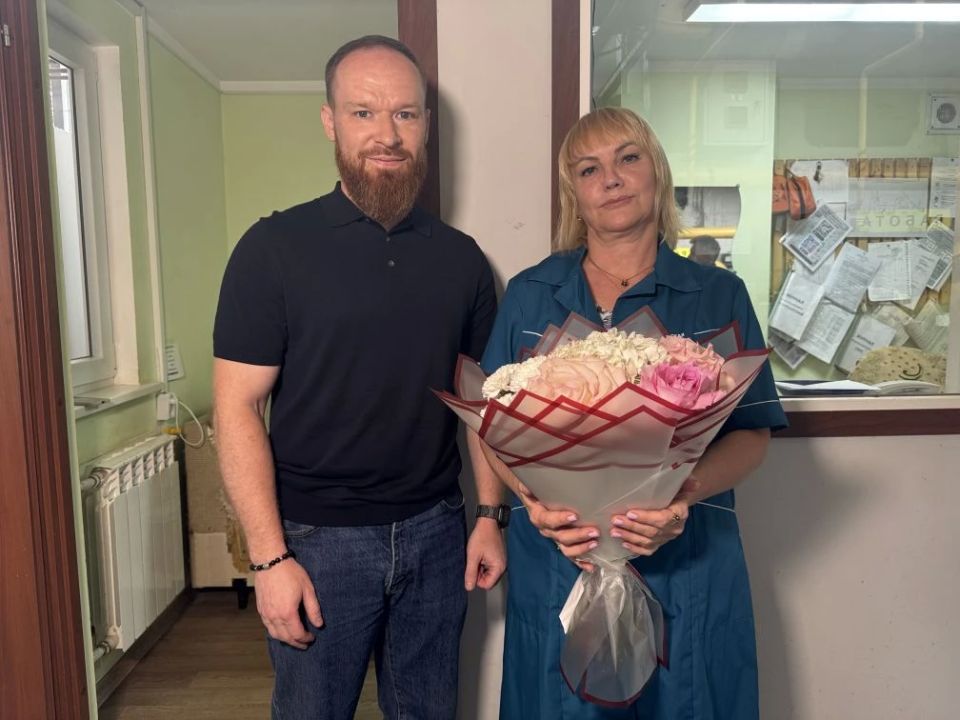 В Красногорске поздравили сотрудницу теплосети с юбилеем