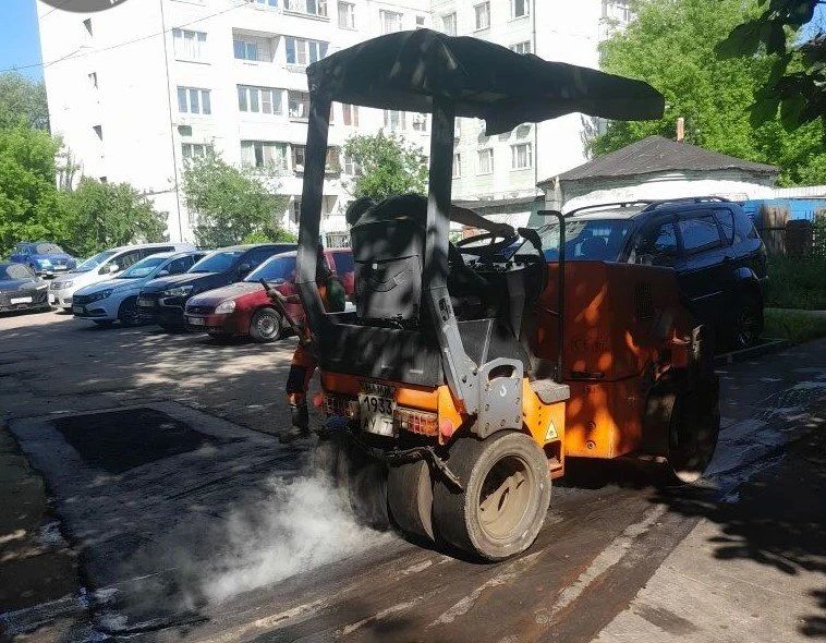 В Долгопрудном продолжается ямочный ремонт: где пройдёт в праздники