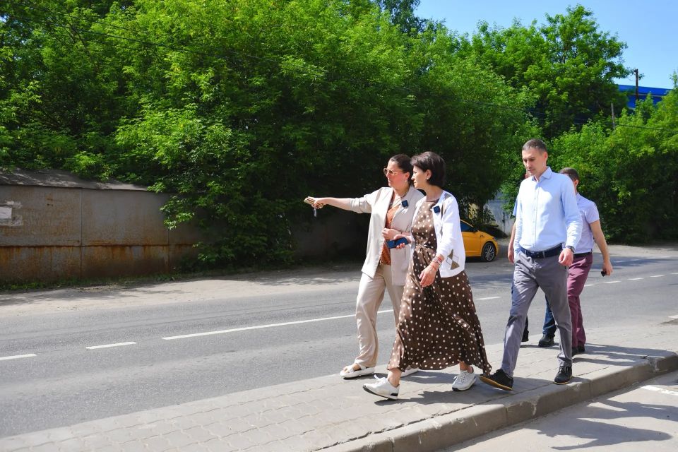 Порядок в деталях: в Сходне проверили содержание улиц и дворов Порядок в деталях: в Сходне проверили содержание улиц и дворов