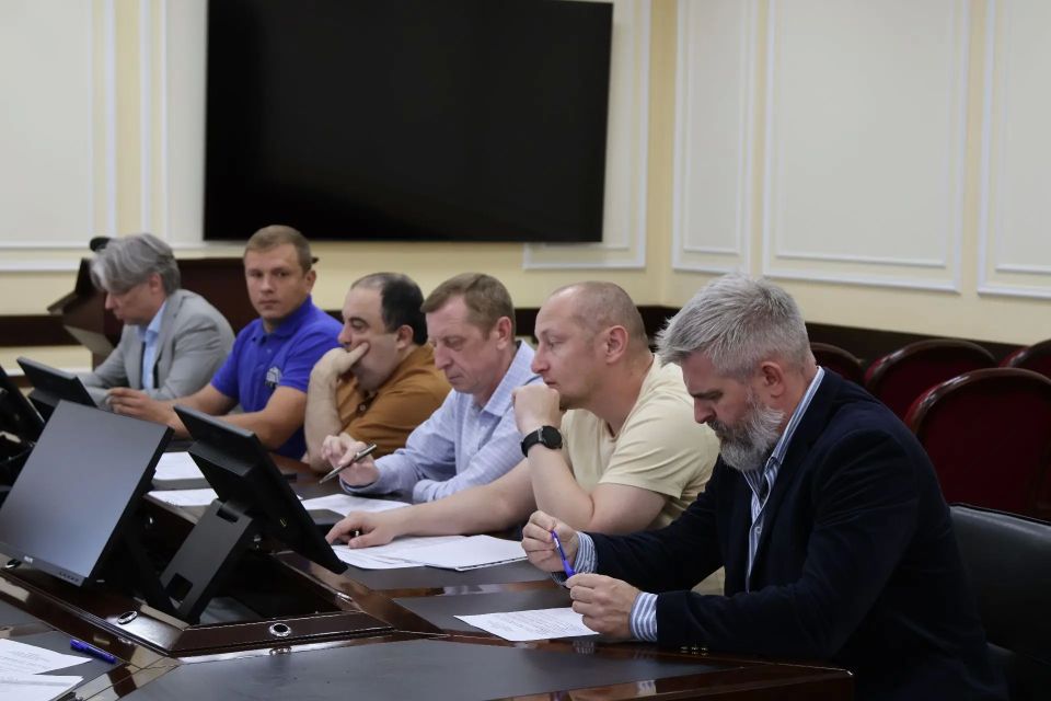 О ходе работ по строительству жилого поселка для медиков доложили в администрации муниципалитета О ходе работ по строительству жилого поселка для медиков доложили в администрации муниципалитета