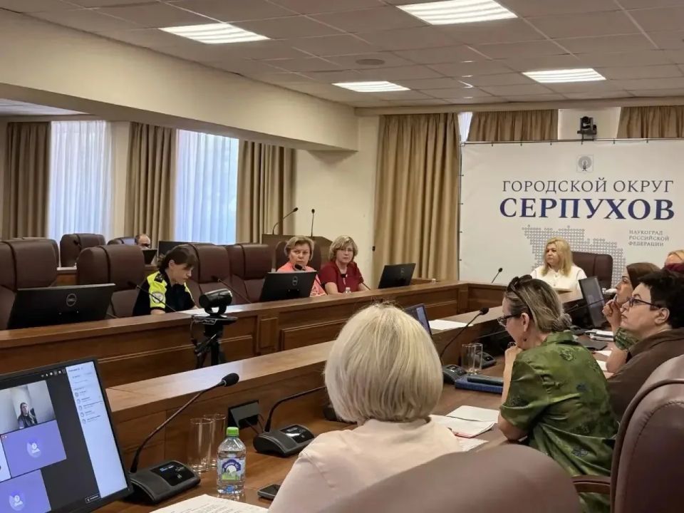 Тема, которую мы сегодня обсудили, не имеет права на ошибку Тема, которую мы сегодня обсудили, не имеет права на ошибку