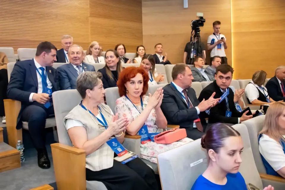 Татьяна Витушева: Приняла участие в I этапе XXXI Конференции Московского областного регионального отделения Всероссийской политической Партии «Единая Россия», который состоялся в Красногорске Татьяна Витушева: Приняла участие в I этапе XXXI Конференции Московского областного регионального отделения Всероссийской политической Партии «Единая Россия», который состоялся в Красногорске