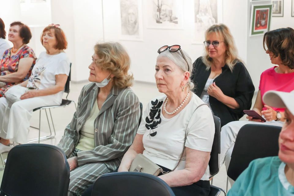 Звуки России: в галерее искусств звучала «Элегия» Звуки России: в галерее искусств звучала «Элегия»
