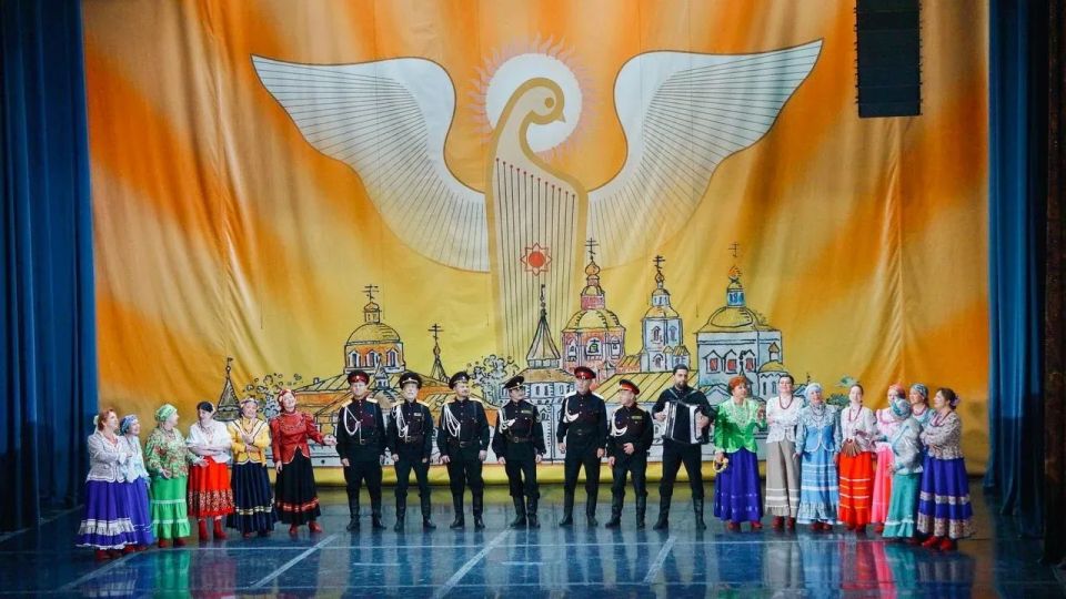 Сегодня во Дворце культуры «Подмосковье» состоялось открытие XVIII Всероссийского фестиваля-конкурса народного искусства «Хранители наследия России» Сегодня во Дворце культуры «Подмосковье» состоялось открытие XVIII Всероссийского фестиваля-конкурса народного искусства «Хранители наследия России»
