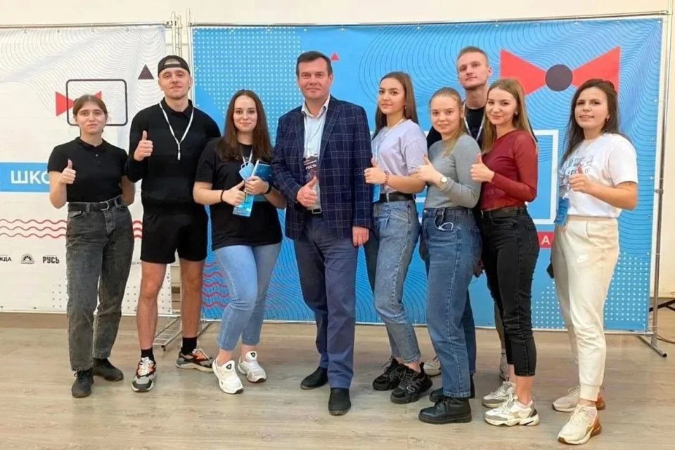Уважаемый Александр Владимирович! Уважаемый Александр Владимирович!