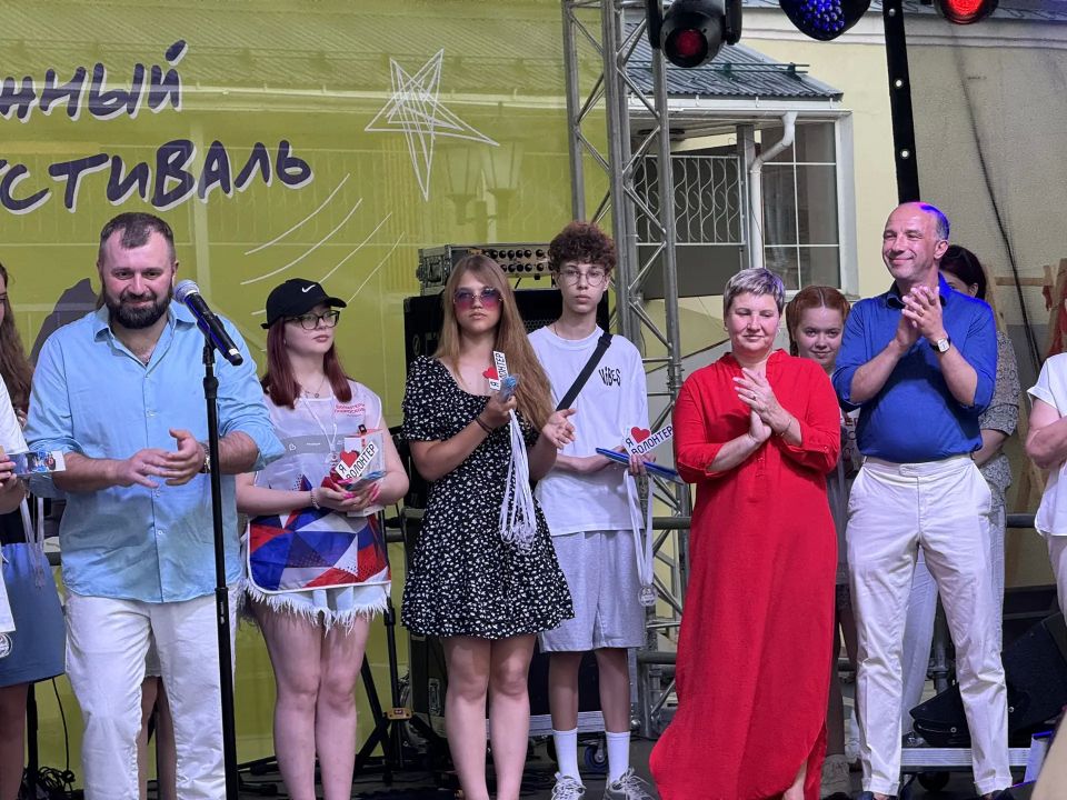 Сегодня наш Сергиев Посад наполнен музыкой и улыбками Сегодня наш Сергиев Посад наполнен музыкой и улыбками