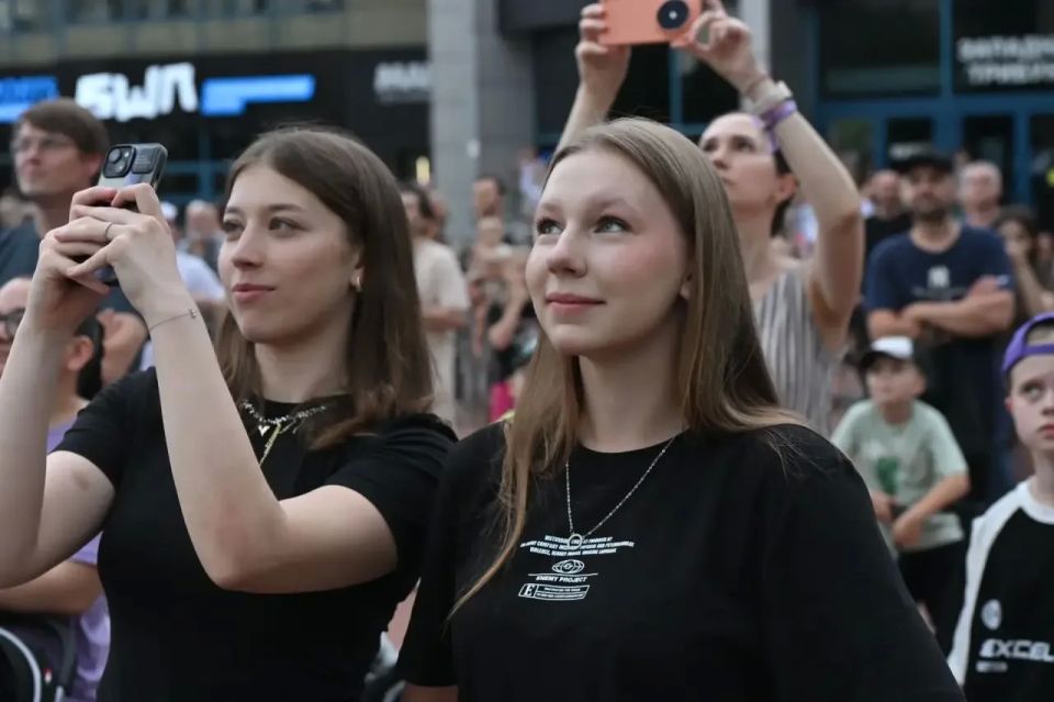 Зрелищное мотошоу прошло в Балашихе Зрелищное мотошоу прошло в Балашихе