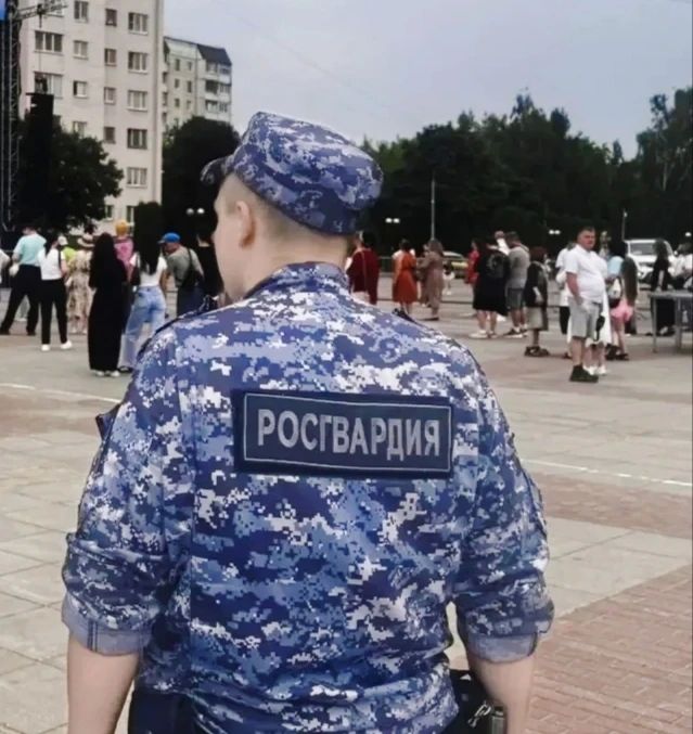 Росгвардейцы обеспечили безопасность праздничных мероприятий в честь Дня России в Подмосковье Росгвардейцы обеспечили безопасность праздничных мероприятий в честь Дня России в Подмосковье