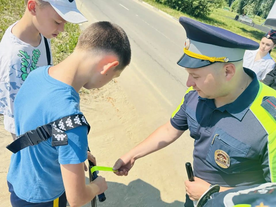 В городском округе Воскресенск сотрудники Госавтоинспекции совместно с сотрудниками ОУУПиПДН, патрульно-постовой службой и волонтёрами провели беседы с жителями и отдыхающими СНТ, а также в местах отдыха граждан В городском округе Воскресенск сотрудники Госавтоинспекции совместно с сотрудниками ОУУПиПДН, патрульно-постовой службой и волонтёрами провели беседы с жителями и отдыхающими СНТ, а также в местах отдыха граждан