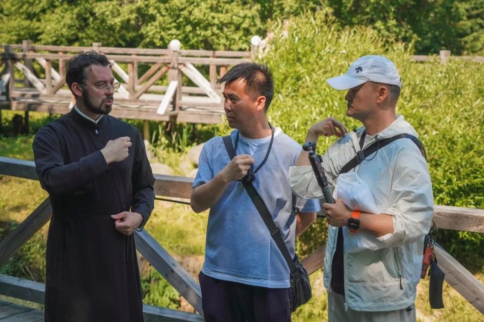 Сергиев Посад посетили топовые блогеры и гиды из КНР Сергиев Посад посетили топовые блогеры и гиды из КНР