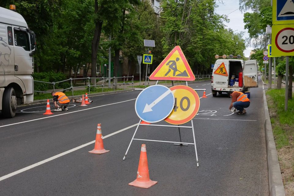 На обновлённых дорогах Королёва нанесли дорожную разметку На обновлённых дорогах Королёва нанесли дорожную разметку