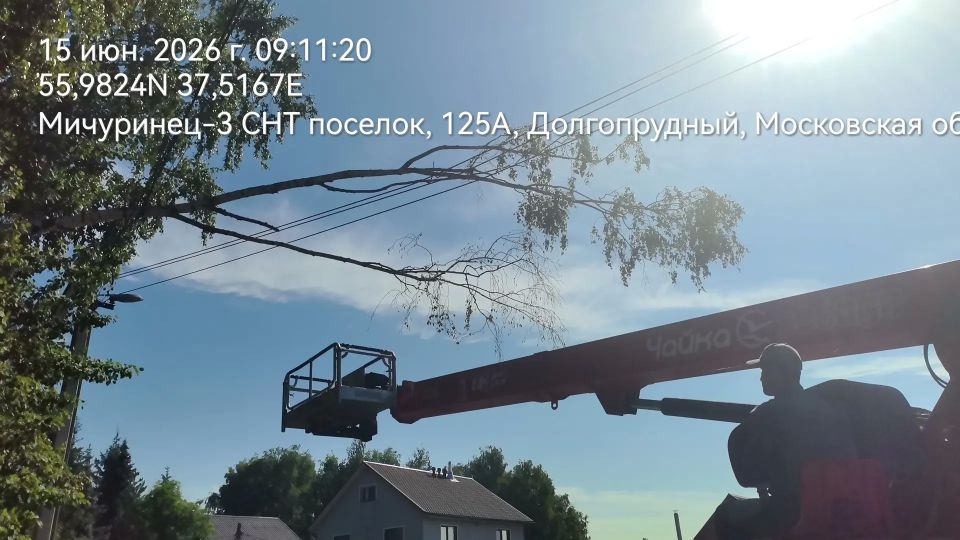 Чистота и порядок: в Долгопрудном продолжается уборка городских территорий Чистота и порядок: в Долгопрудном продолжается уборка городских территорий
